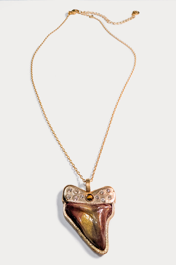 The Marbled Fin Necklace