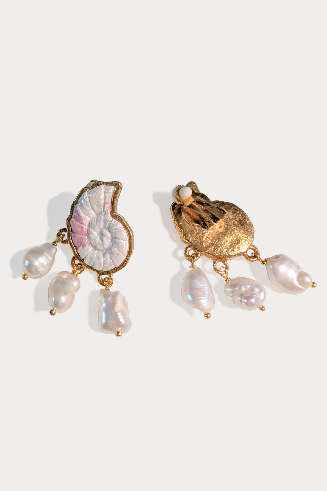The Nautilus Pearl Drops